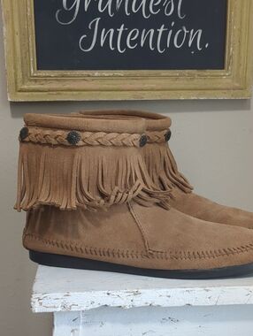 Minnetonka Fringed Suede Ankle Booties in Camel